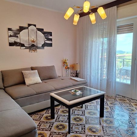 Apartment Parenzana Bibali 65 A 52460-Buje Exteriör bild