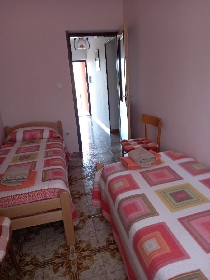 Apartment Parenzana Bibali 65 A 52460-Buje Exteriör bild