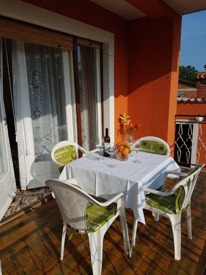 Apartment Parenzana Bibali 65 A 52460-Buje Exteriör bild
